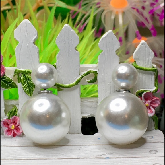 Pearl White Candy Double Stud Earrings - Picture 2 of 7